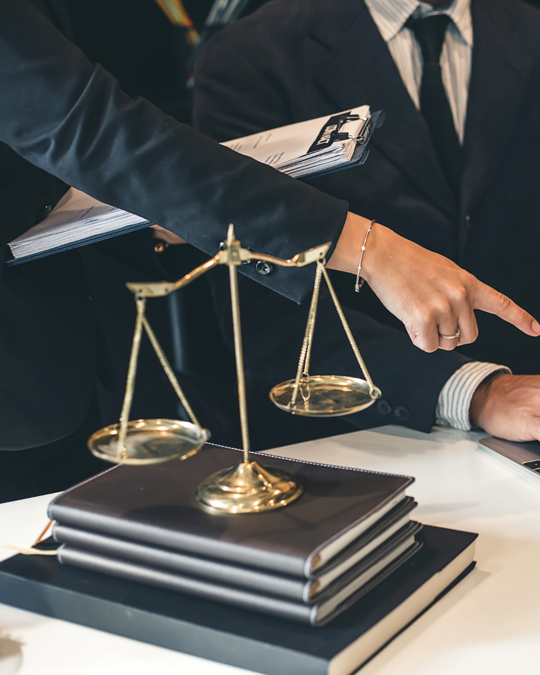 Exploración profesional en derecho